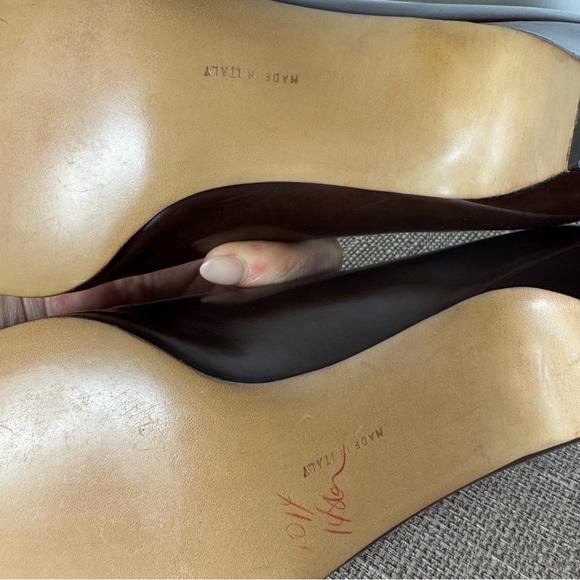 Salvatore Ferragamo Red Brown Leather Heels Women's Shoes Vintage size 9 - Picture 10 of 10